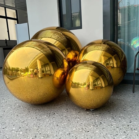 Inflatable ball, gold mirrored, 60cm