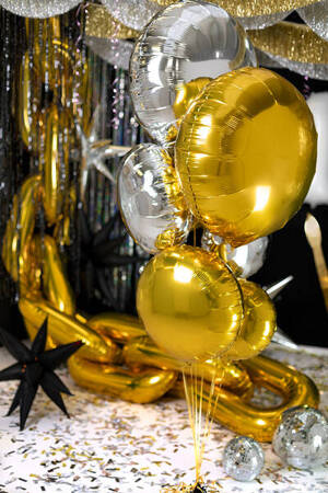 Round foil balloon, gold, 45 cm.