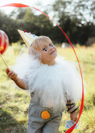 Party Hats with Pom-Poms, 16 cm, 6 pcs